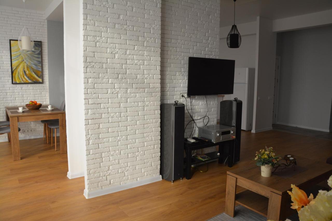Sky Apartment Одеса Екстер'єр фото